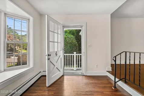 48 Rockmere Avenue Old Greenwich CT 06870
