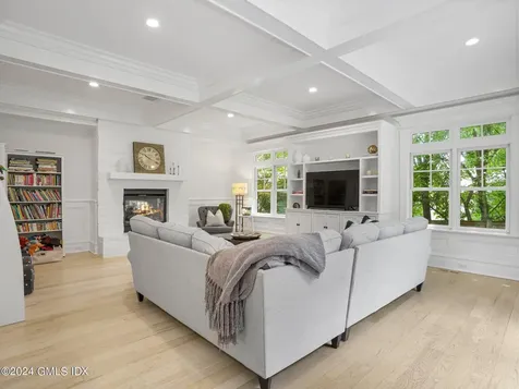 16 Laddins Rock Road Old Greenwich CT 06870