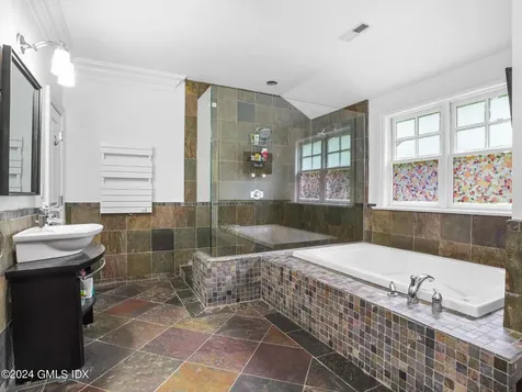 16 Laddins Rock Road Old Greenwich CT 06870
