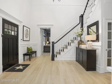 16 Laddins Rock Road Old Greenwich CT 06870