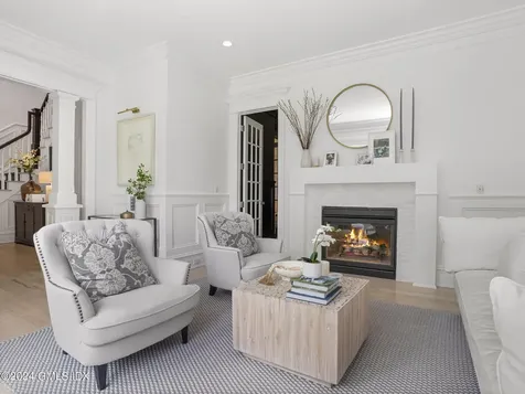 16 Laddins Rock Road Old Greenwich CT 06870