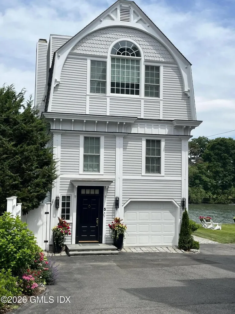 633 Steamboat Road Greenwich CT 06830