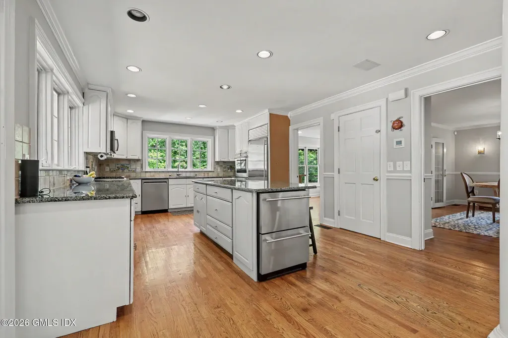 13 Lia Fail Way Cos Cob CT 06807