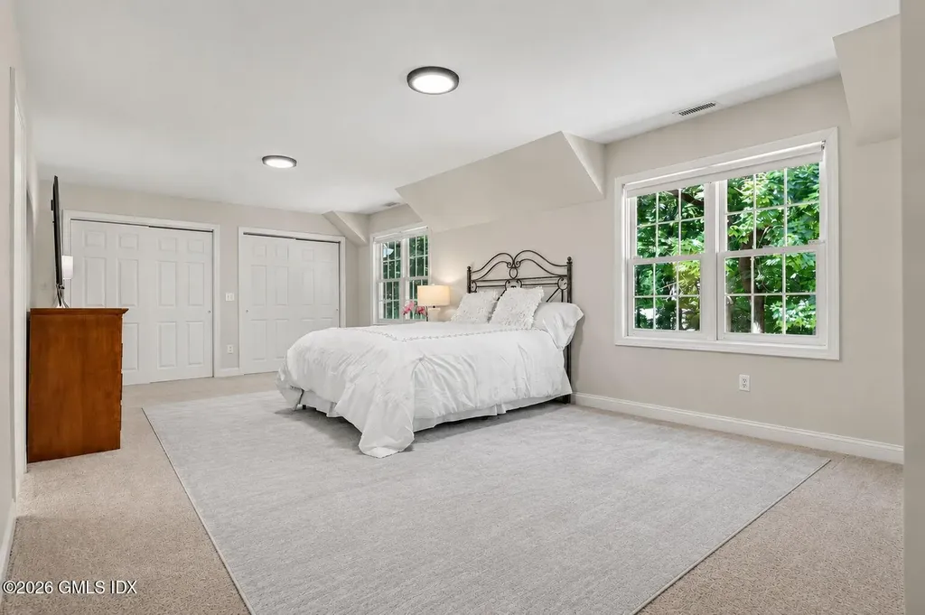 13 Lia Fail Way Cos Cob CT 06807
