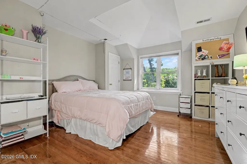 13 Lia Fail Way Cos Cob CT 06807