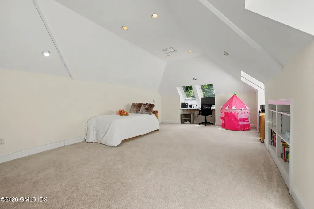 13 Lia Fail Way Cos Cob CT 06807
