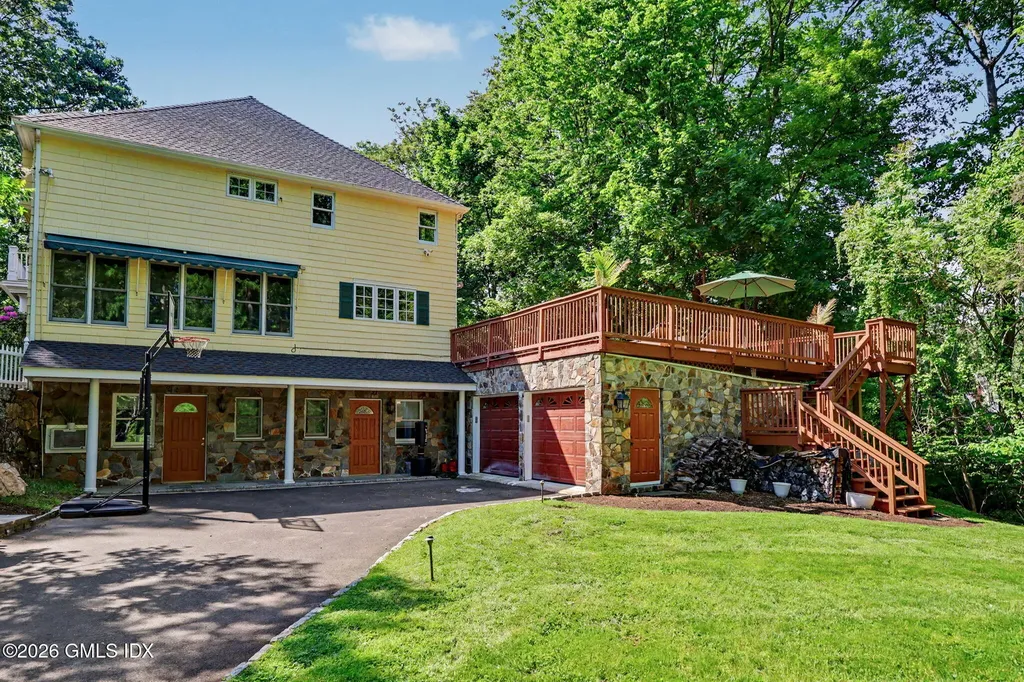 13 Lia Fail Way Cos Cob CT 06807