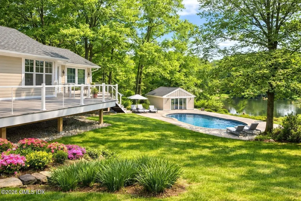46 S Stonehedge Drive Greenwich CT 06831