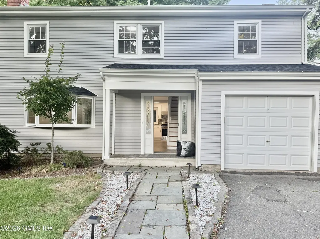 5 Griffith Road Riverside CT 06878