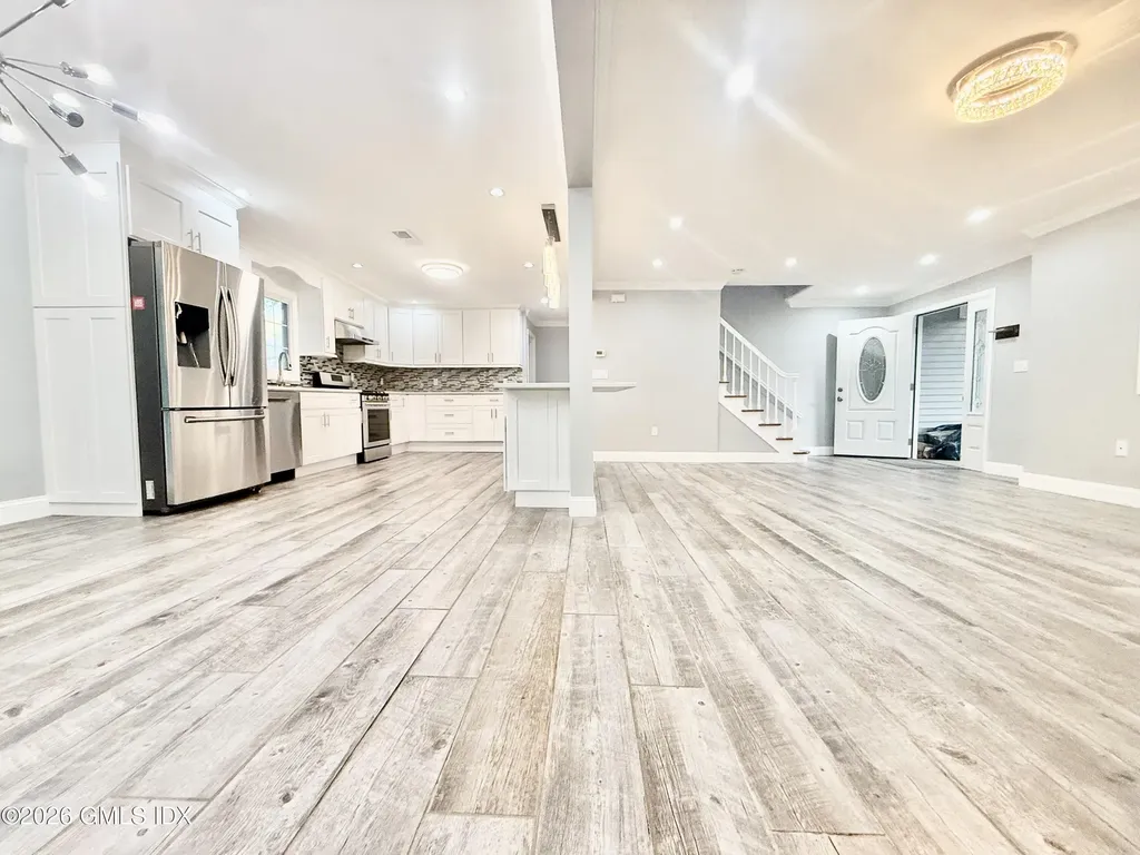 5 Griffith Road Riverside CT 06878