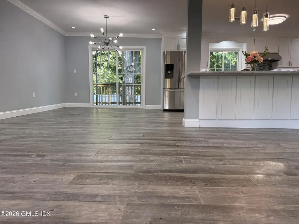 5 Griffith Road Riverside CT 06878