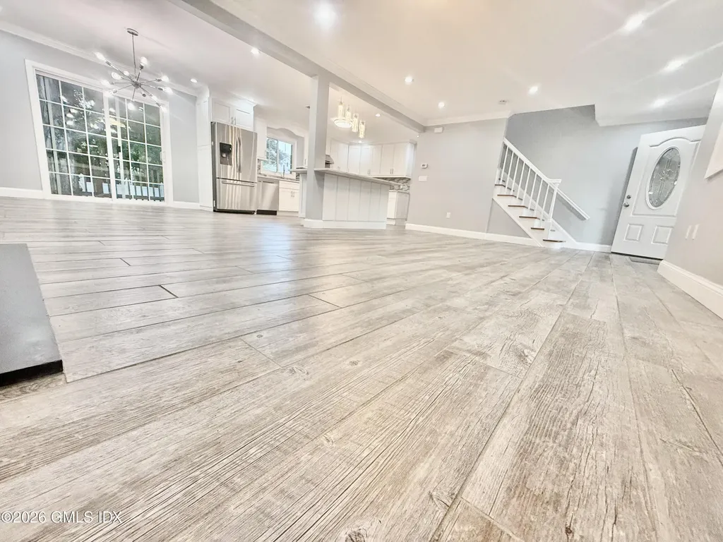 5 Griffith Road Riverside CT 06878