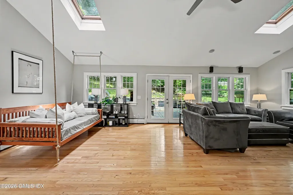 59 Dandy Drive Cos Cob CT 06807