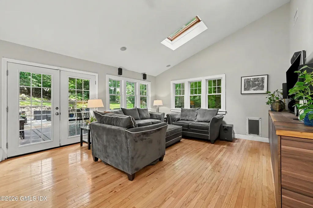 59 Dandy Drive Cos Cob CT 06807