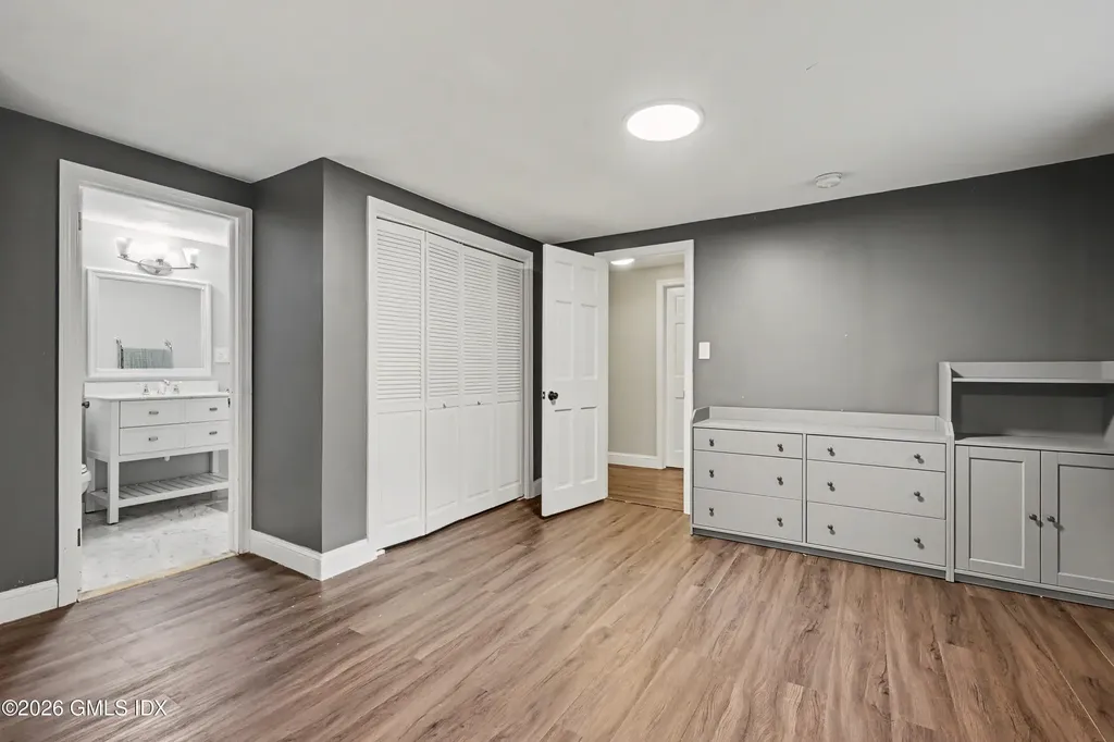 59 Dandy Drive Cos Cob CT 06807