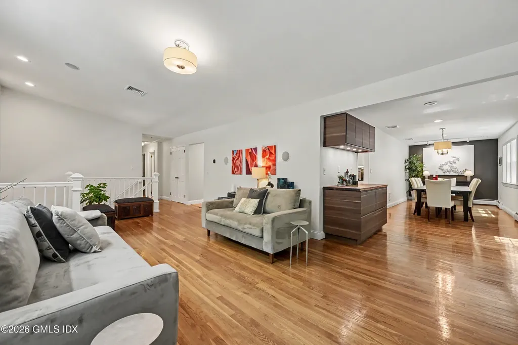 59 Dandy Drive Cos Cob CT 06807