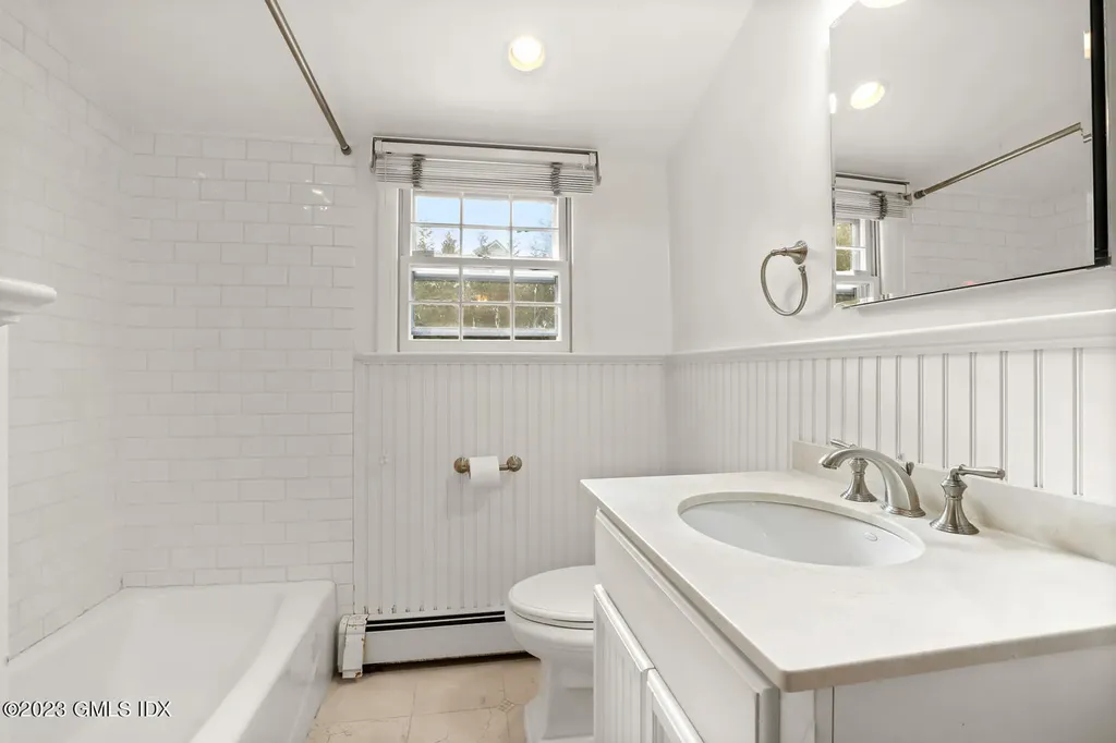 16 Intervale Place Greenwich CT 06830