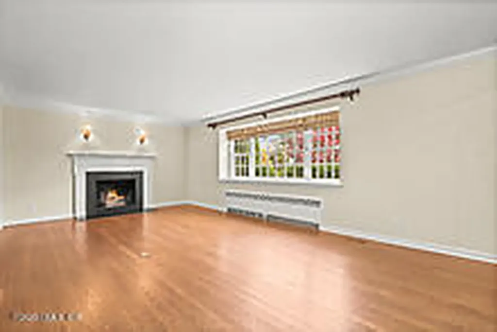 16 Intervale Place Greenwich CT 06830