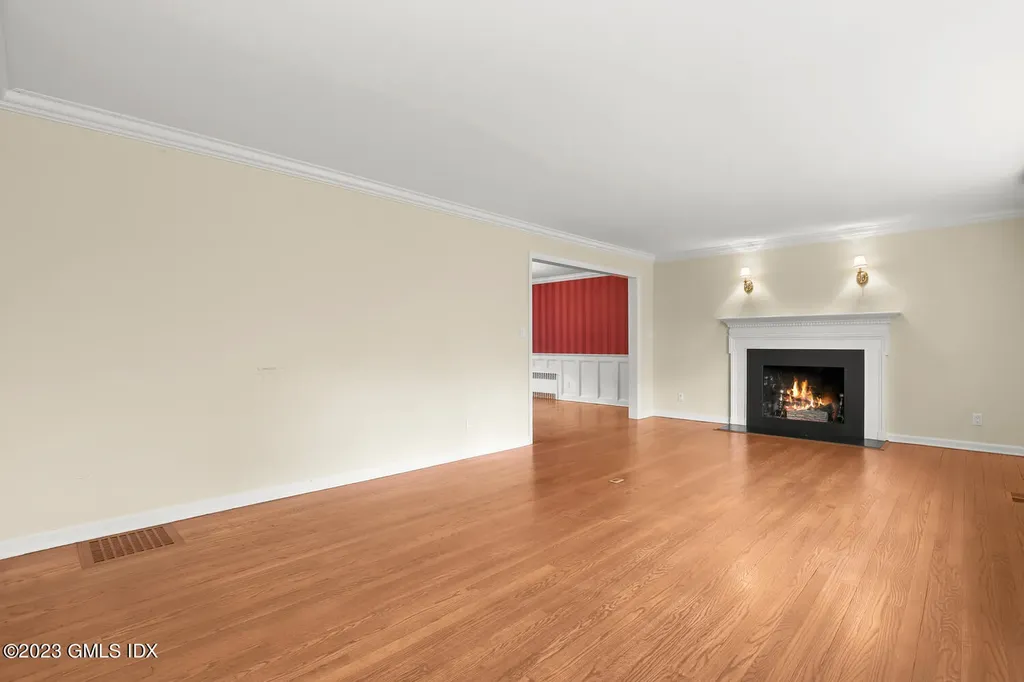 16 Intervale Place Greenwich CT 06830
