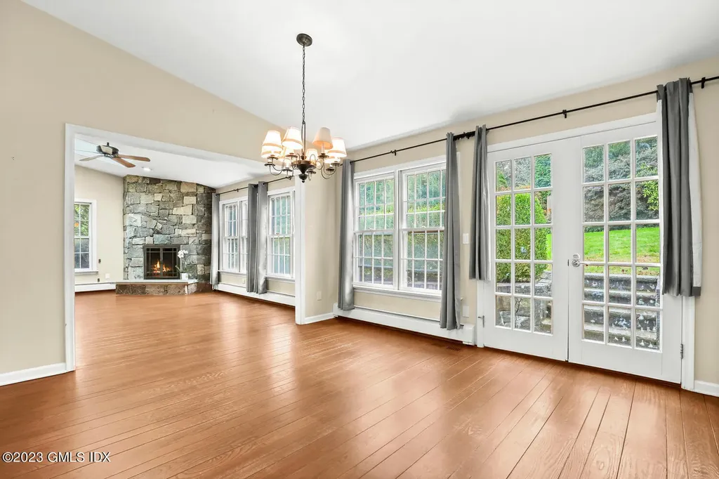 16 Intervale Place Greenwich CT 06830