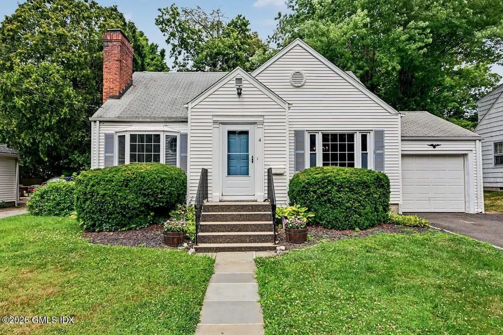4 Hassake Road Old Greenwich CT 06870