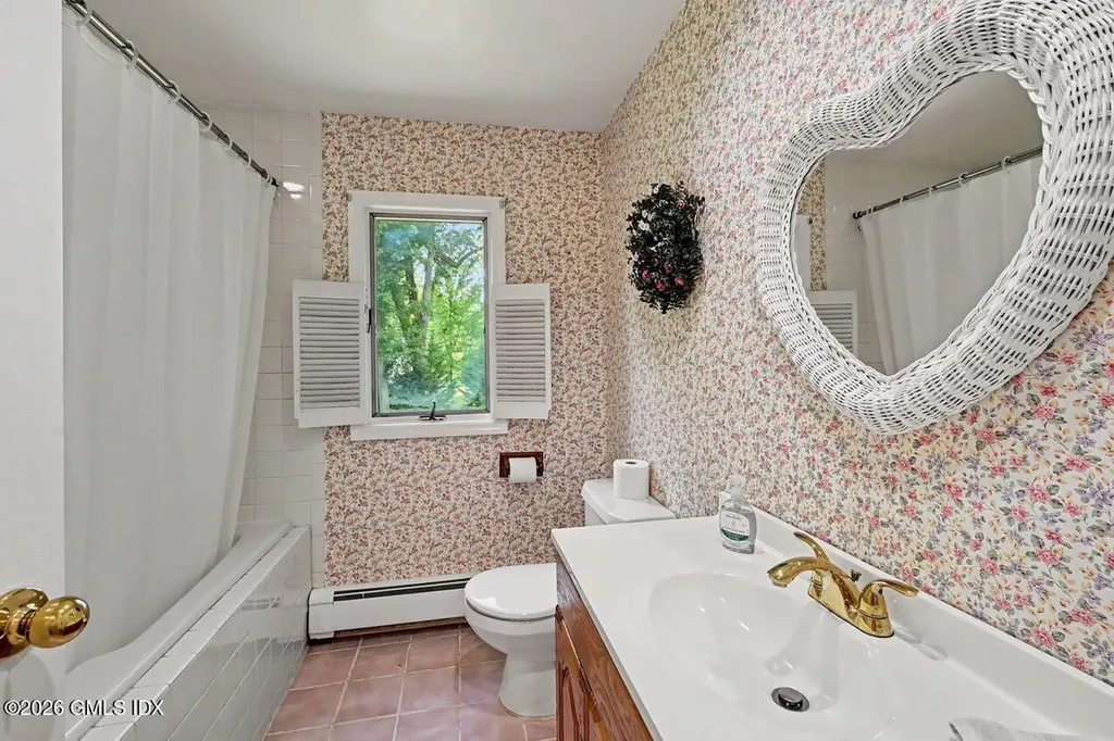 4 Hassake Road Old Greenwich CT 06870