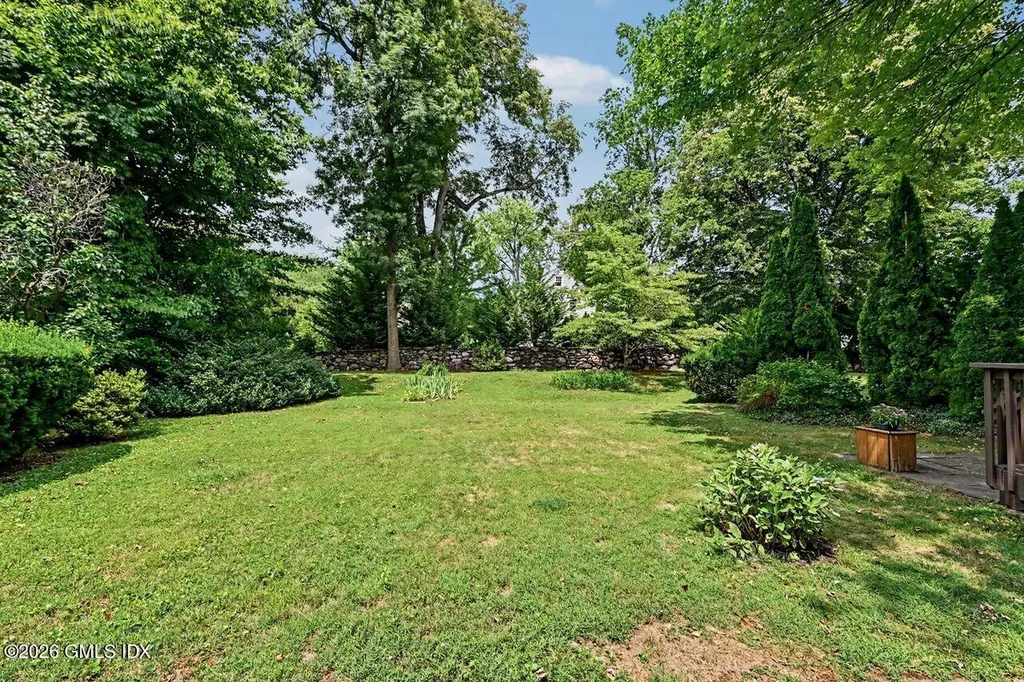 4 Hassake Road Old Greenwich CT 06870