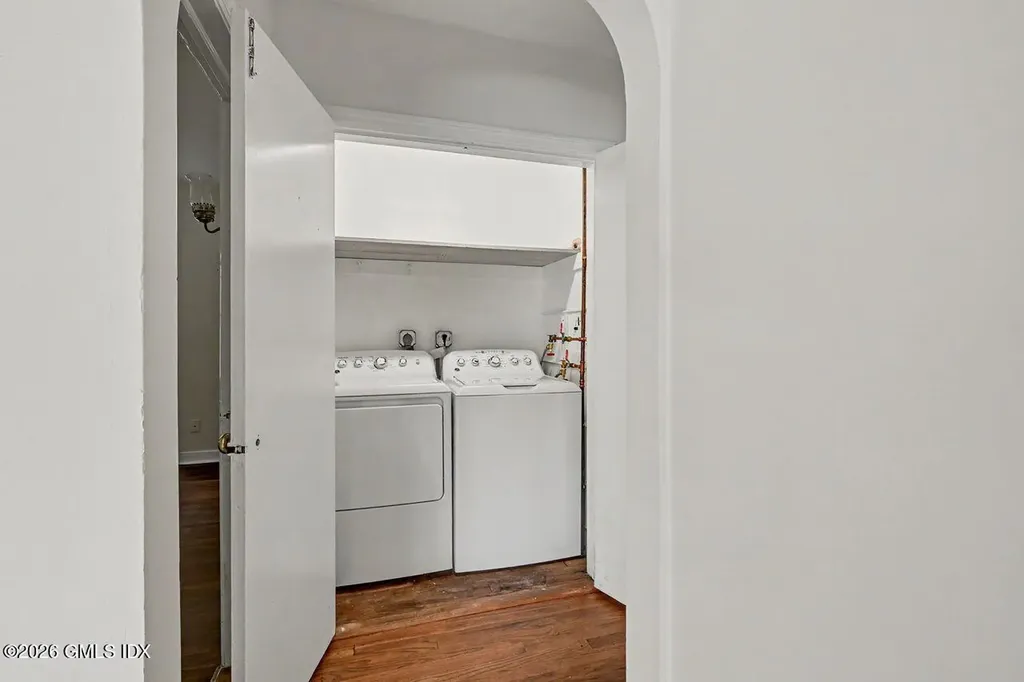4 Hassake Road Old Greenwich CT 06870