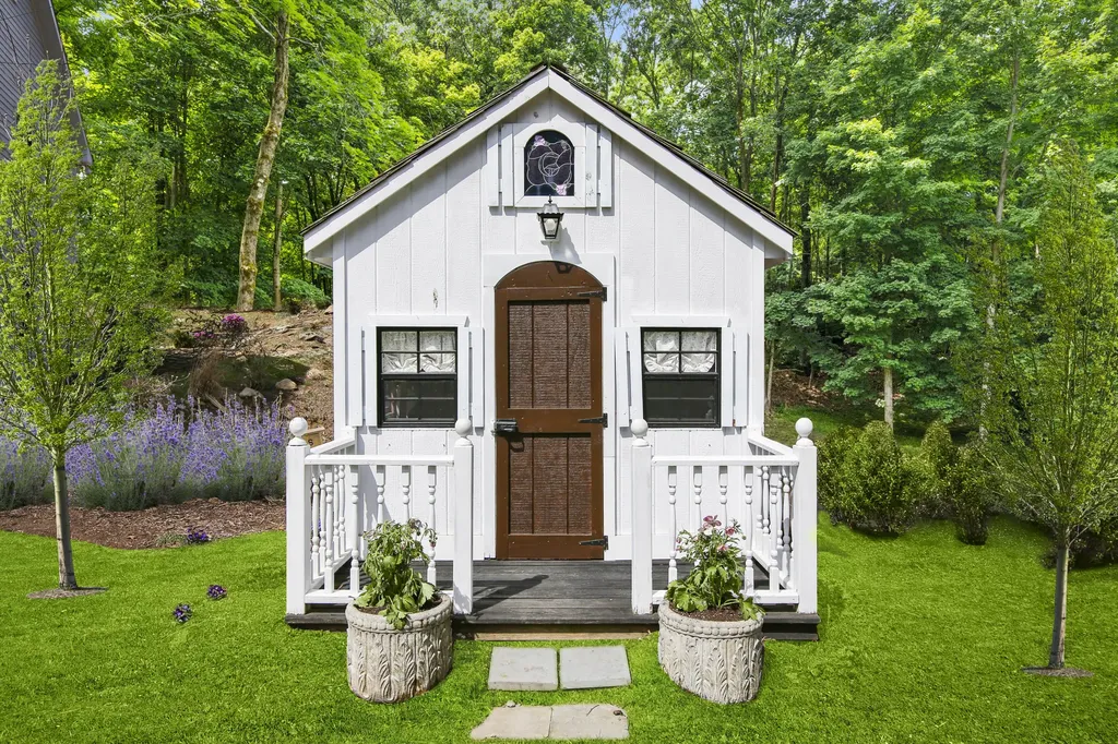 248 Stanwich Road Greenwich CT 06830