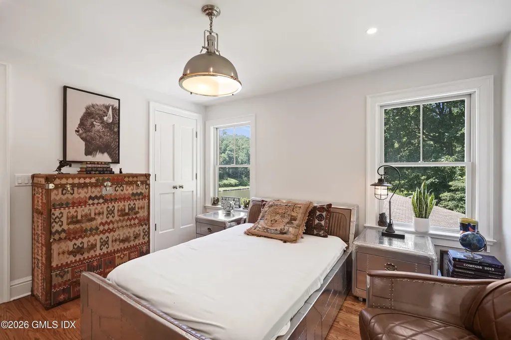 31 Meadow Wood Drive Greenwich CT 06830