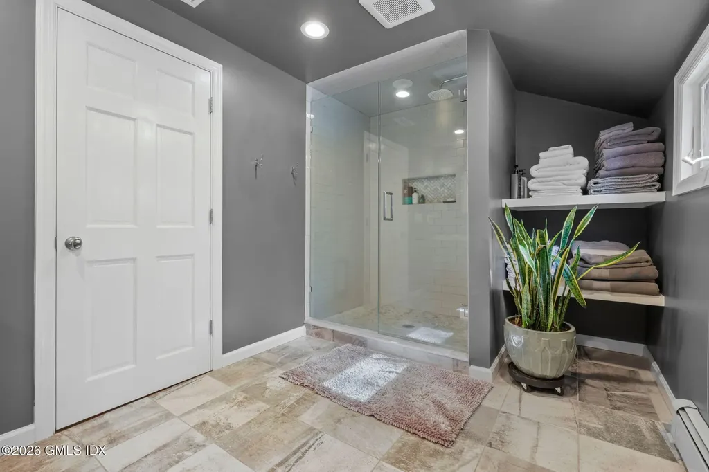 10 Gaston Farm Road Greenwich CT 06831