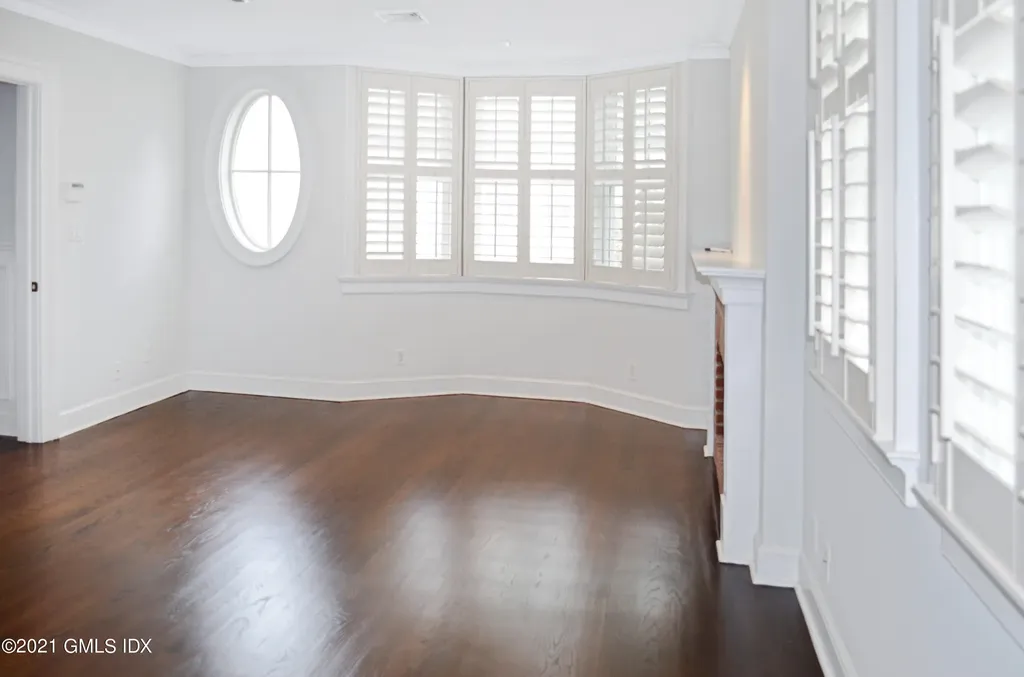 282 Bruce Park Avenue Greenwich CT 06830