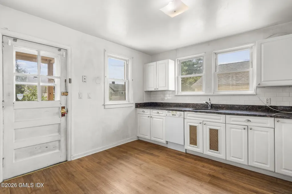 11 Columbus Avenue Greenwich CT 06830