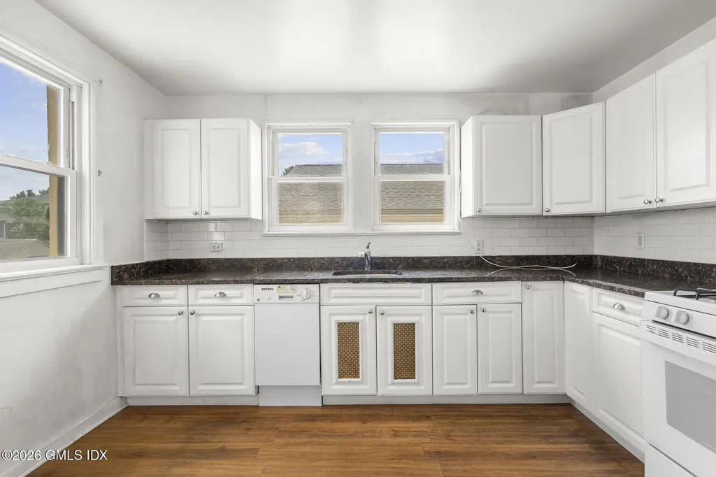 11 Columbus Avenue Greenwich CT 06830