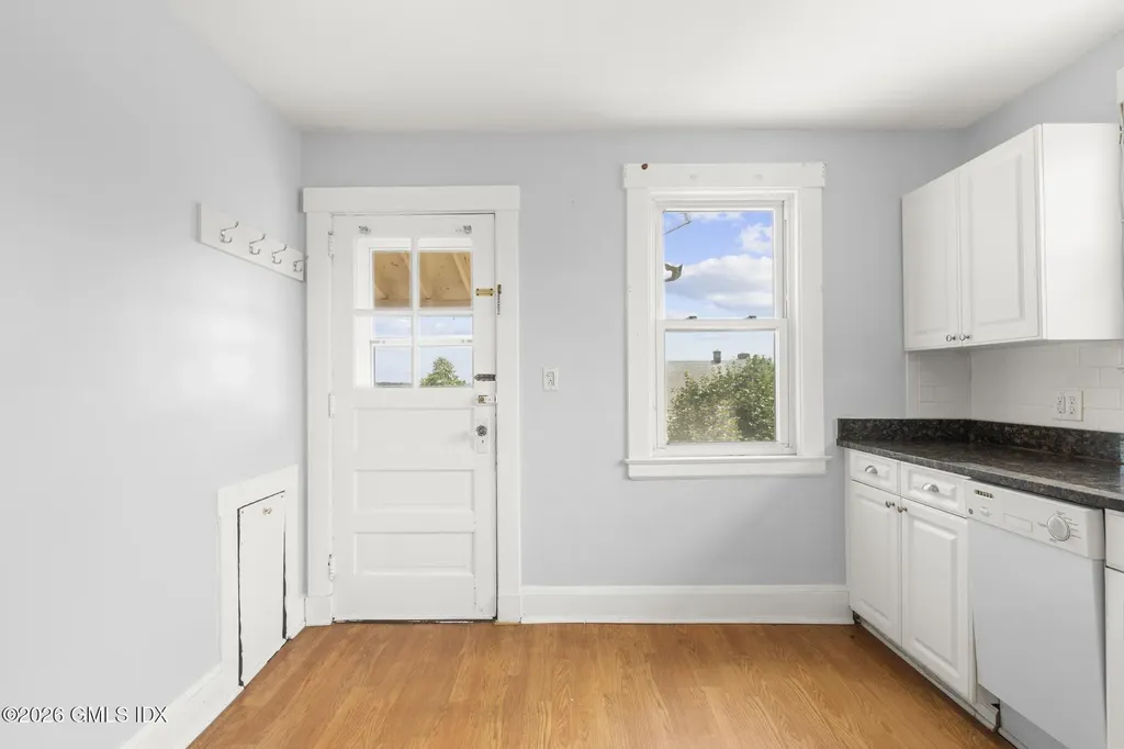 11 Columbus Avenue Greenwich CT 06830