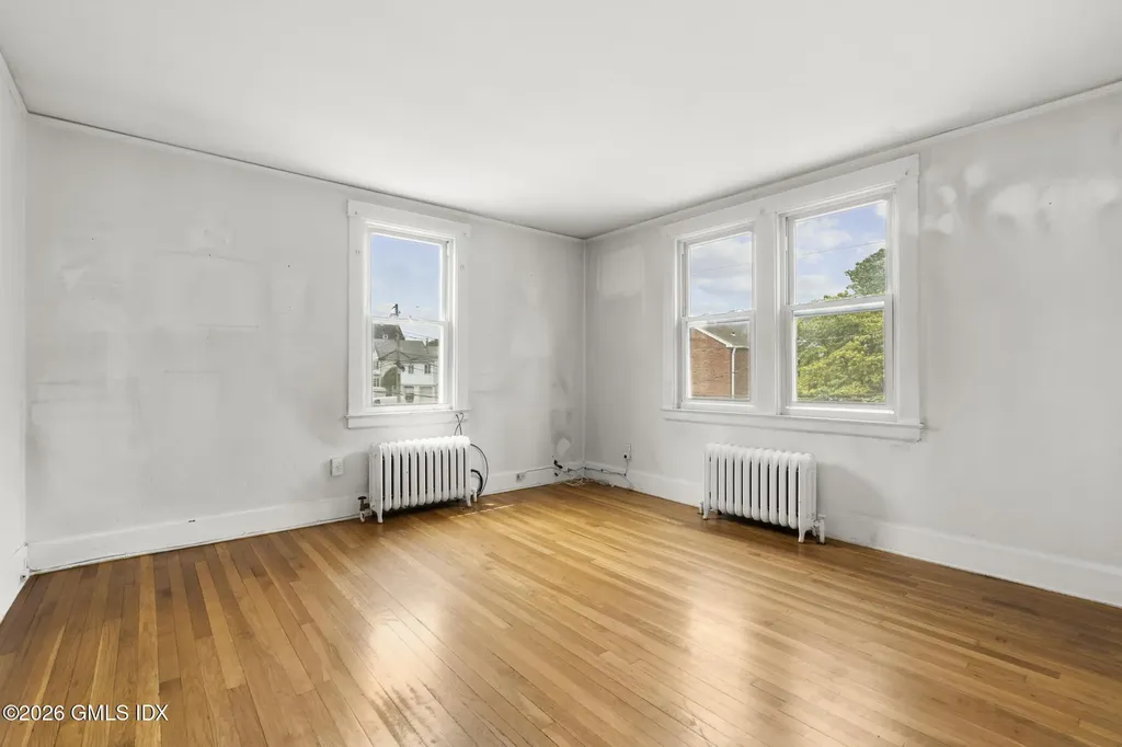 11 Columbus Avenue Greenwich CT 06830