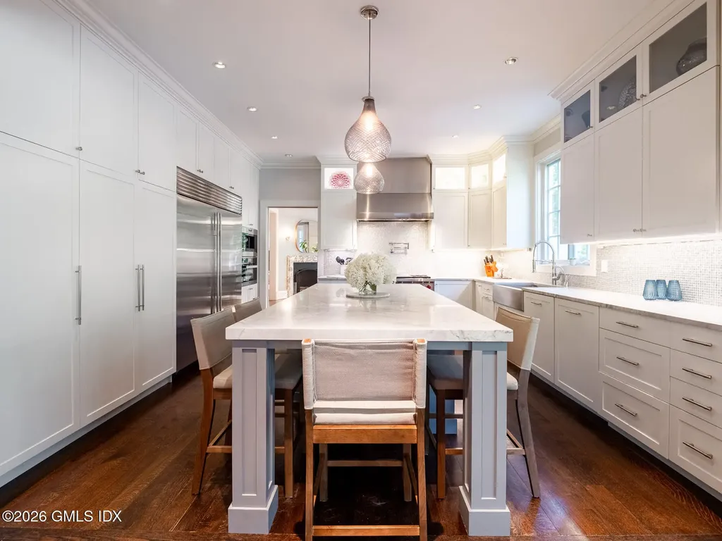 23 Wyckham Hill Lane Greenwich CT 06831