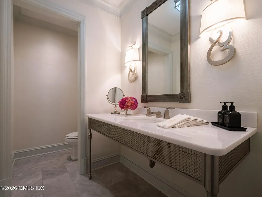 23 Wyckham Hill Lane Greenwich CT 06831