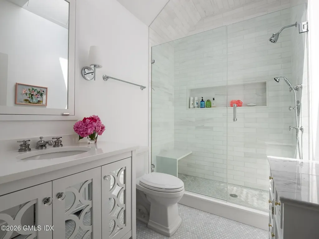23 Wyckham Hill Lane Greenwich CT 06831