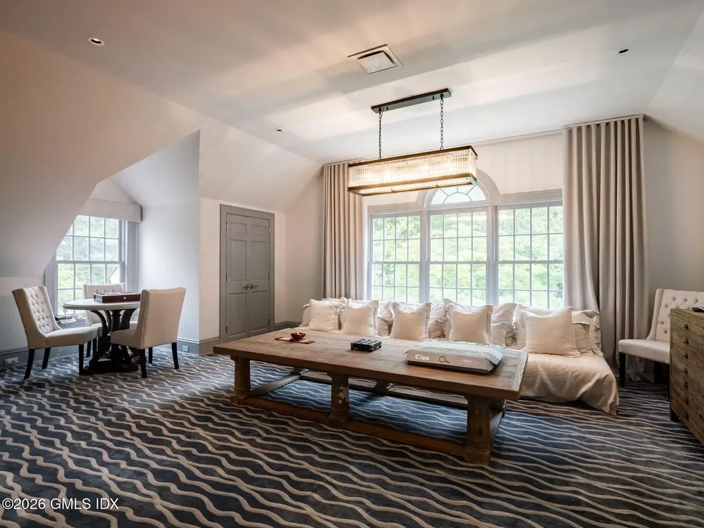 23 Wyckham Hill Lane Greenwich CT 06831