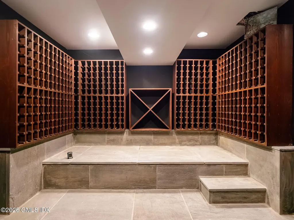 23 Wyckham Hill Lane Greenwich CT 06831