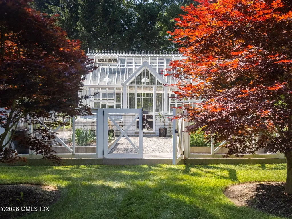 23 Wyckham Hill Lane Greenwich CT 06831