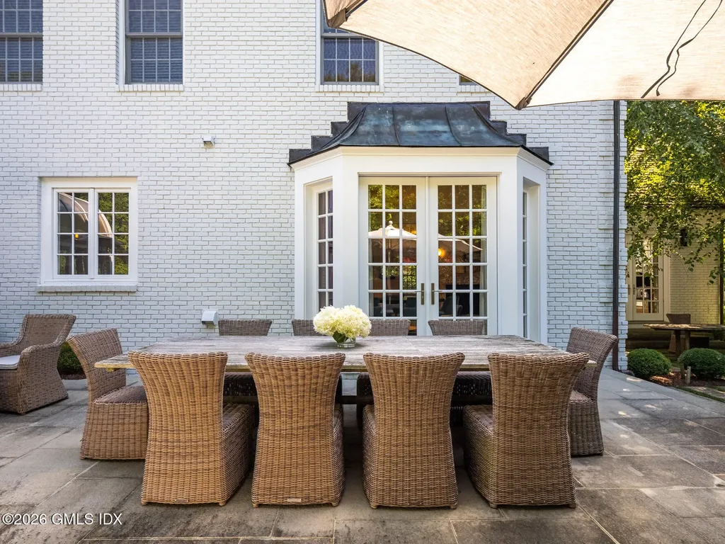 23 Wyckham Hill Lane Greenwich CT 06831