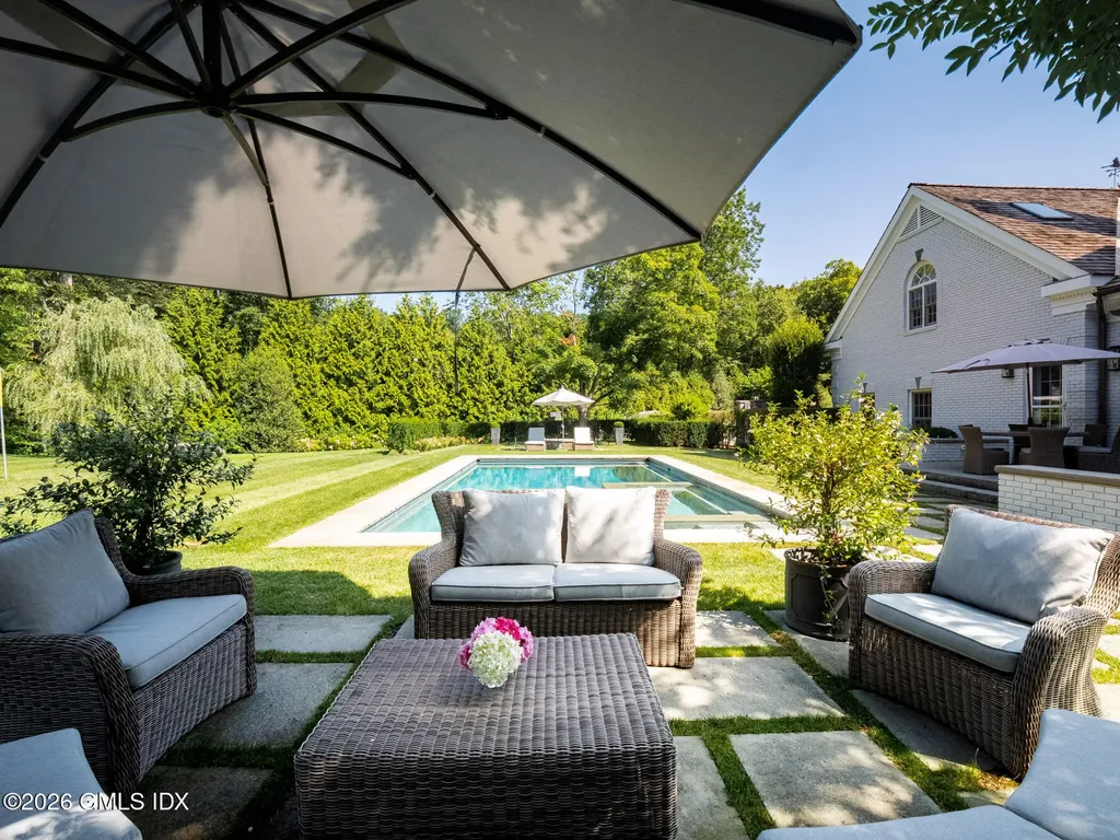 23 Wyckham Hill Lane Greenwich CT 06831
