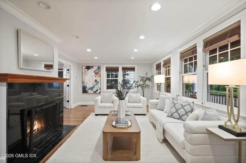 49 Riverside Avenue Riverside CT 06878