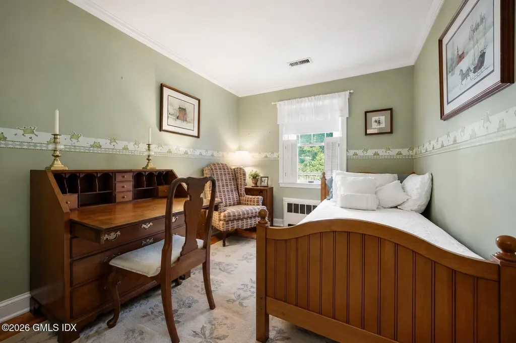 5 Old Wagon Road Old Greenwich CT 06870