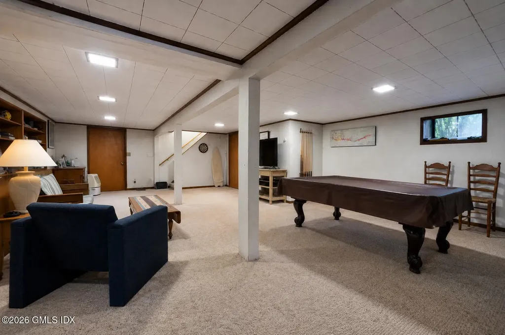 5 Old Wagon Road Old Greenwich CT 06870
