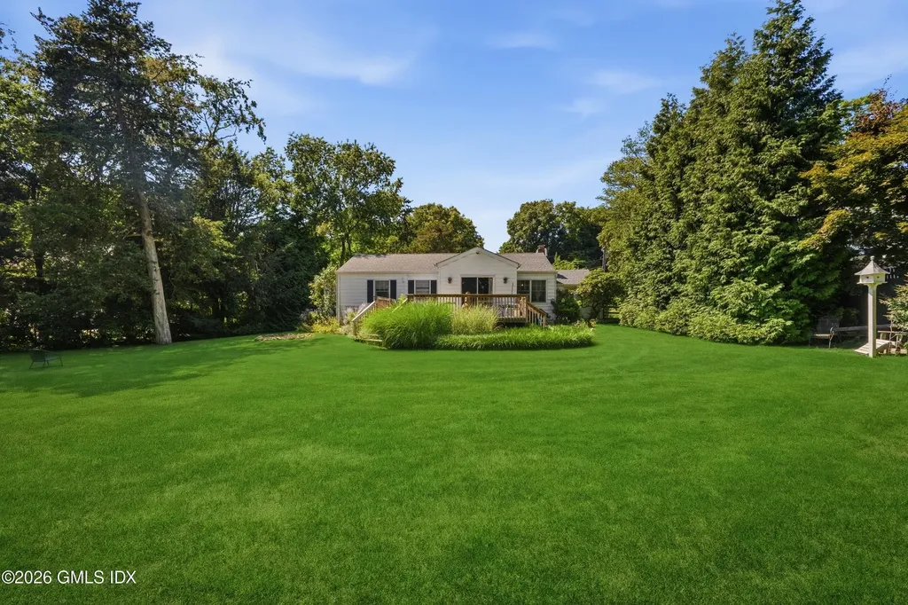 5 Old Wagon Road Old Greenwich CT 06870