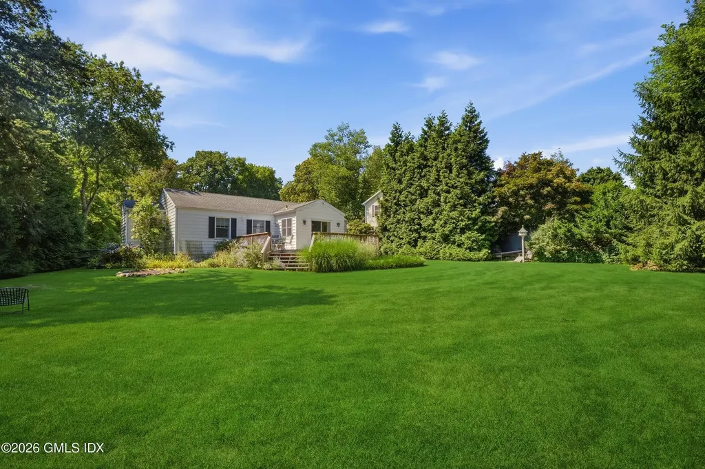 5 Old Wagon Road Old Greenwich CT 06870