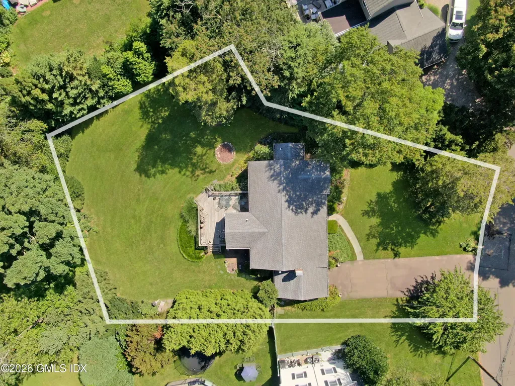 5 Old Wagon Road Old Greenwich CT 06870